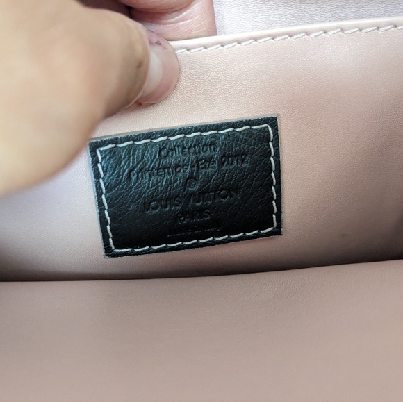 Labor Day Sale! Rare! Authentic Louis Vuitton bonded pochette - Picture 12 of 15